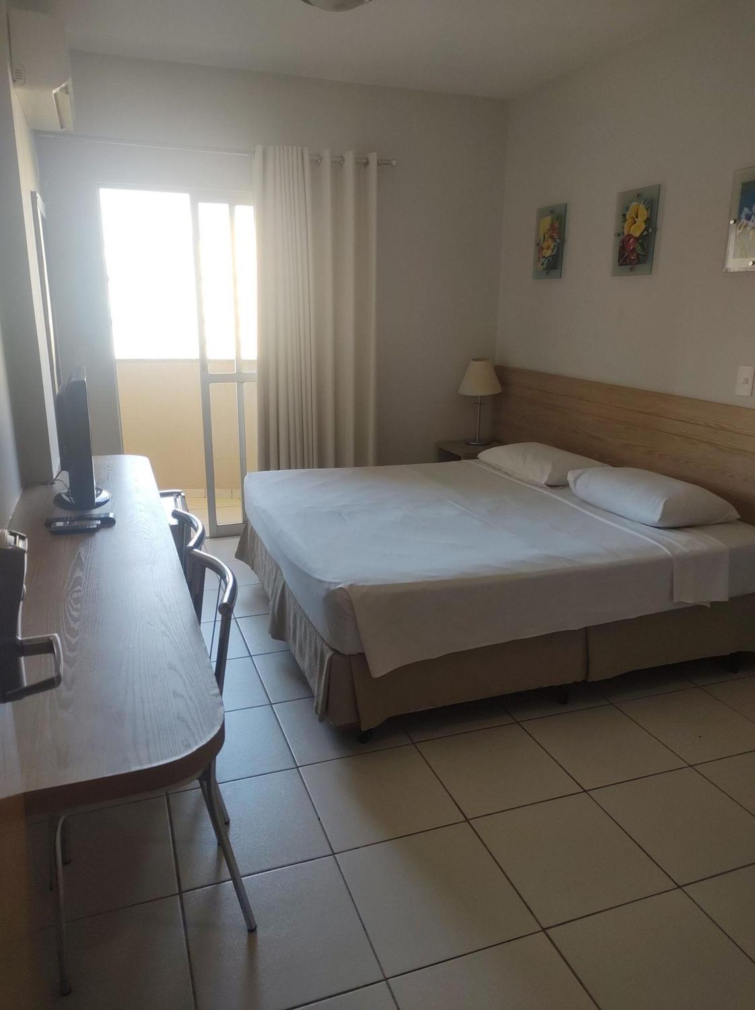 Suite Golden Express Roberto Imoveis Caldas Novas Exterior foto